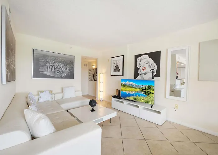 445 Clearwater Hamden Holiday home