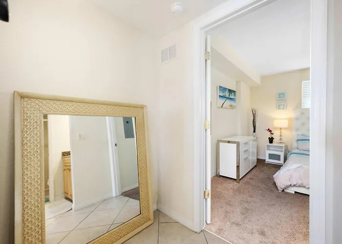 445 Clearwater Hamden